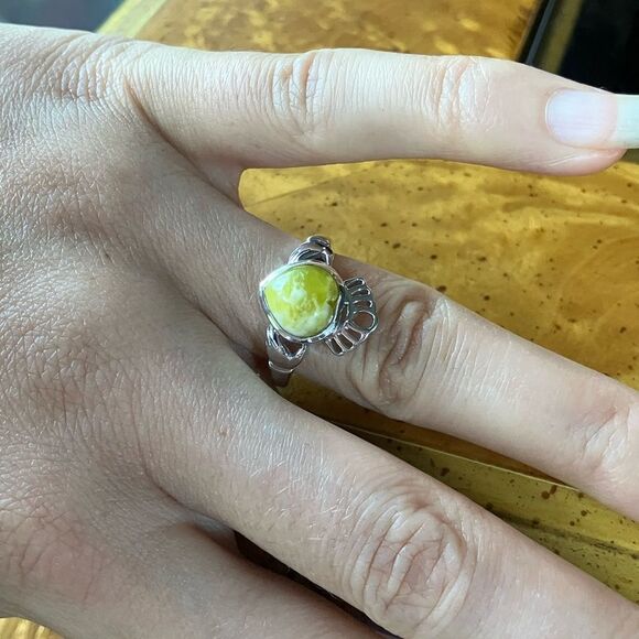 Natural Connemara Marble Sterling Silver Claddagh Ring Size 7 - Picture 4 of 9